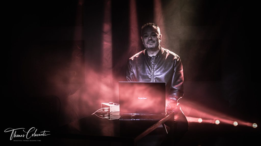 Manuele Montesanti playing live in concert